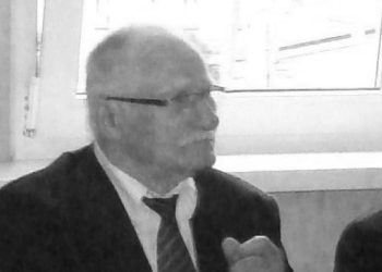 Nie żyje Eugeniusz Ochowiak, wieloletni nauczyciel LO