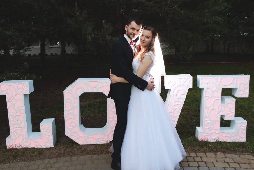 Karolina i Mateusz. Wszystkiego najlepszego!