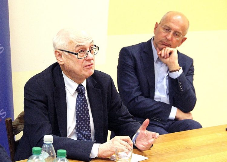 PiS wygrywa w powiecie