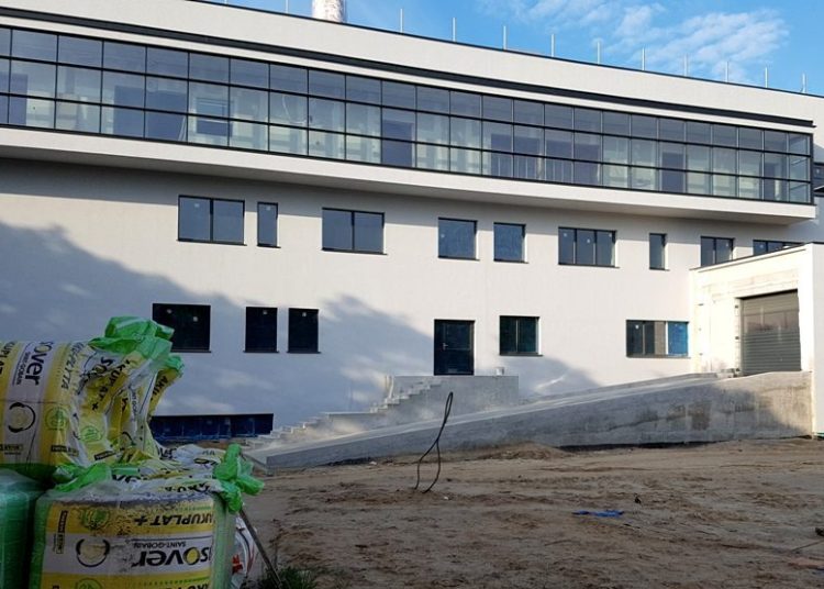 Trwa łączenie budynków szpitala