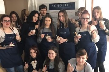 Na warsztatach Schollera