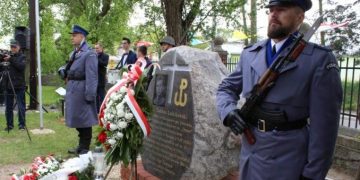 Uczcili pamięć Żołnierza Wyklętego ZDJĘCIA