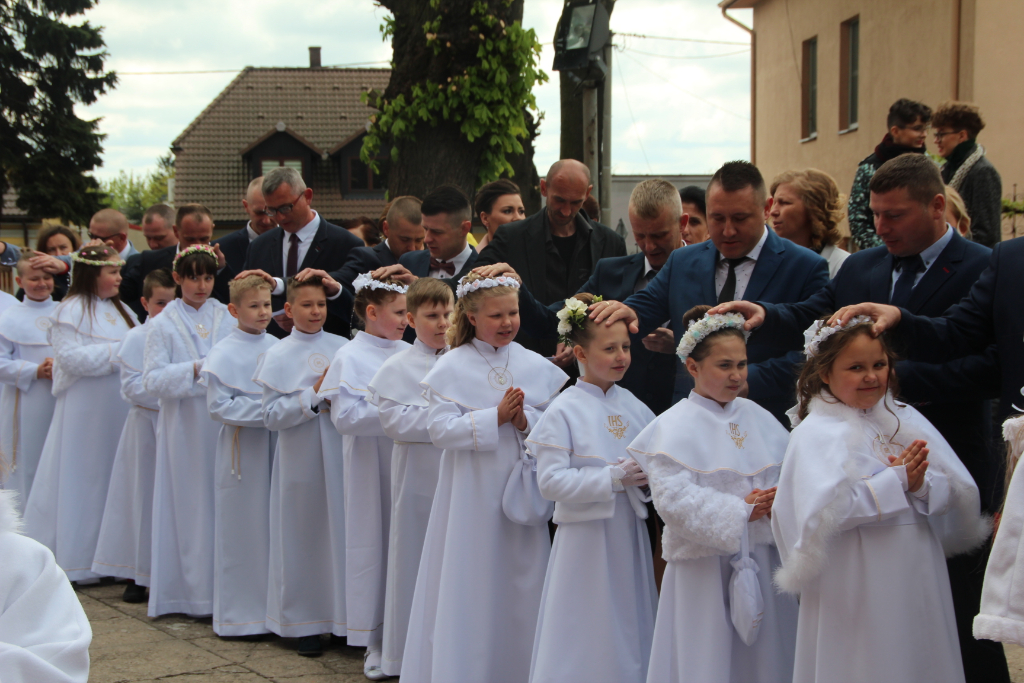 Komunia w Wawrzyńcu. Zobacz zdjęcia