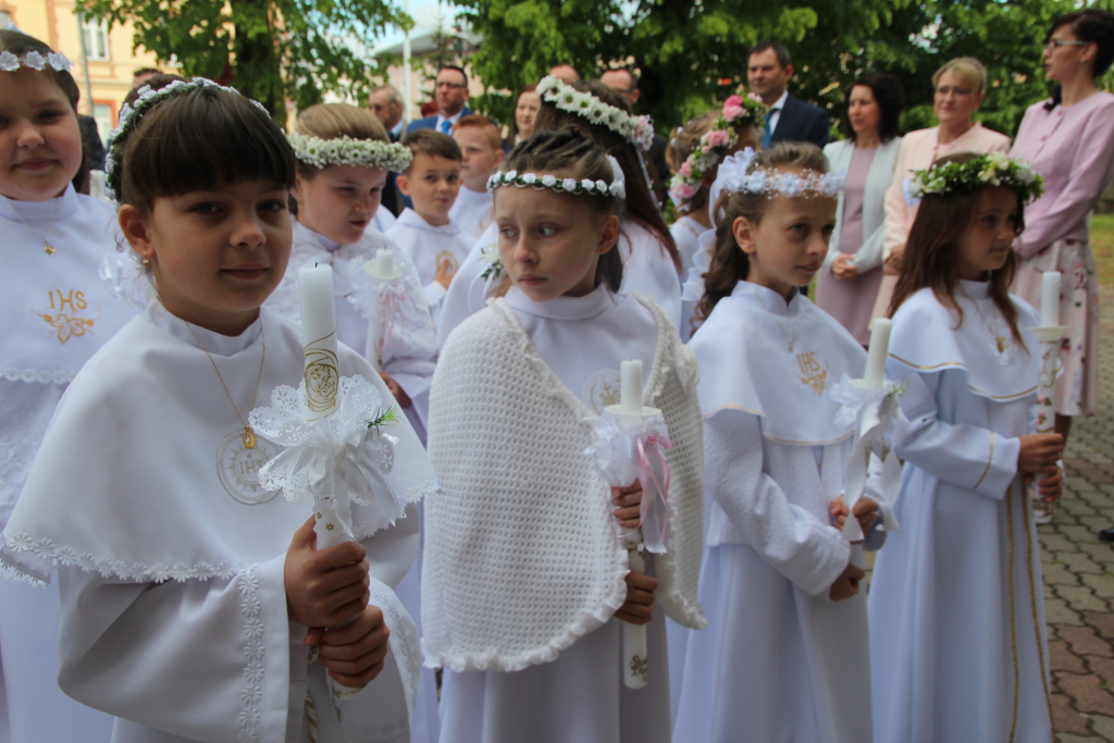 Komunia w Strzałkowie. Zobacz zdjęcia