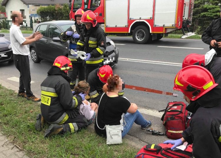 Wypadek na Poznańskiej. Zdjęcia z akcji