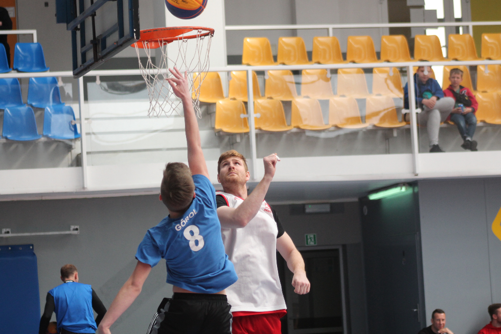 Koszykarscy kadrowicze gościli w Słupcy