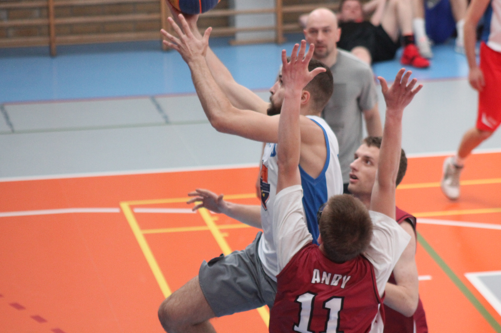 Koszykarscy kadrowicze gościli w Słupcy