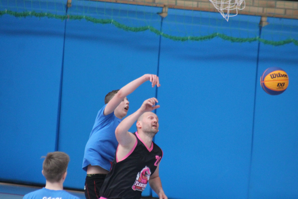 Koszykarscy kadrowicze gościli w Słupcy