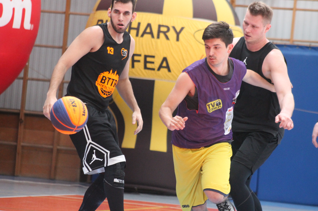 Koszykarscy kadrowicze gościli w Słupcy