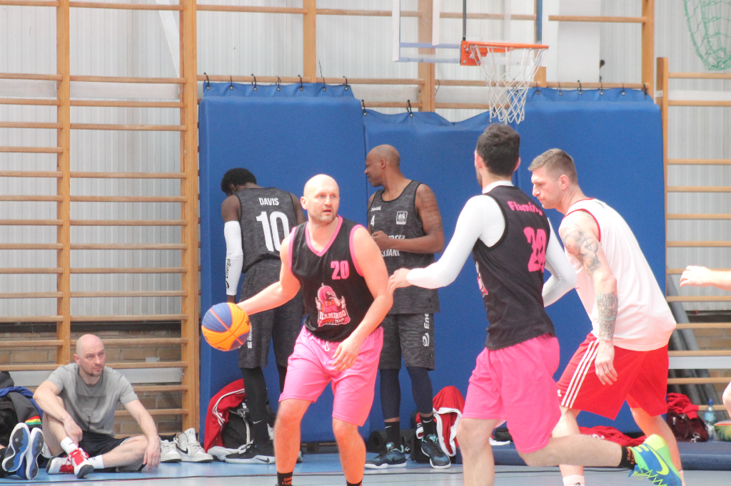 Koszykarscy kadrowicze gościli w Słupcy