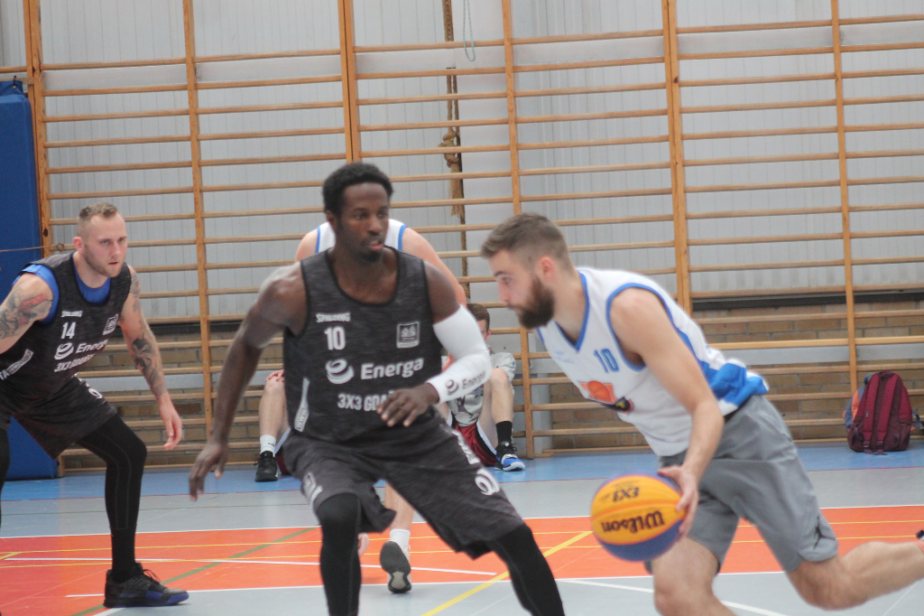 Koszykarscy kadrowicze gościli w Słupcy