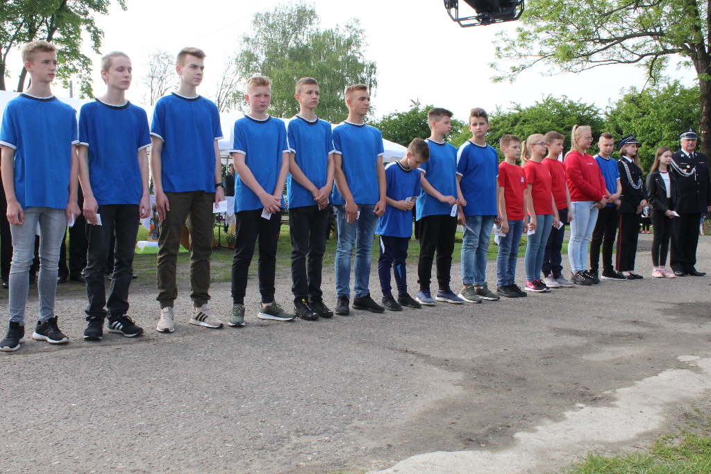 Powiatowe obchody i auto dla Woli