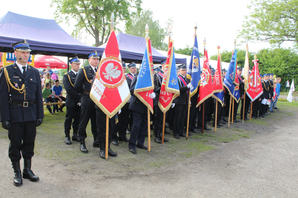 Powiatowe obchody i auto dla Woli
