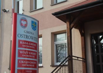 Gmina szuka pracownika. Daje 15 zł na godzinę