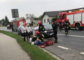 Wypadek na Poznańskiej. Zdjęcia z akcji