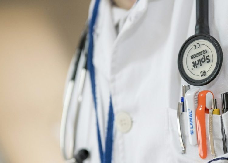 Poszedł do lekarza, został okradziony