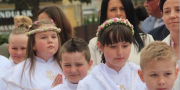 Wielki dzień dzieci. Film z Komunii w Wawrzyńcu