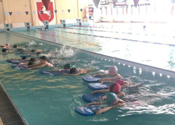 Uczestniczą w programie Umiem Pływać 2019