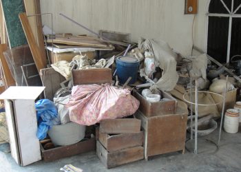 Zadbaj o środowisko na wiosnę – pozbądź się staroci z domu i posesji