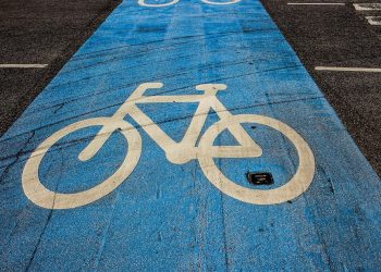 Ścieżka od Traugutta do Róży?