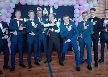 Bal gimnazjalny w Lądku
