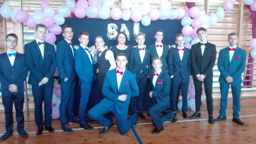 Bal gimnazjalny w Lądku