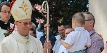 Prymas uczestniczył w 650-leciu parafii