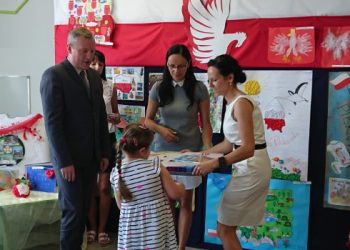 Piękna nasza Polska cała w Bajce