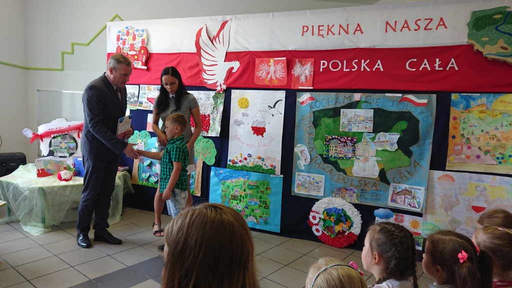 Piękna nasza Polska cała w Bajce