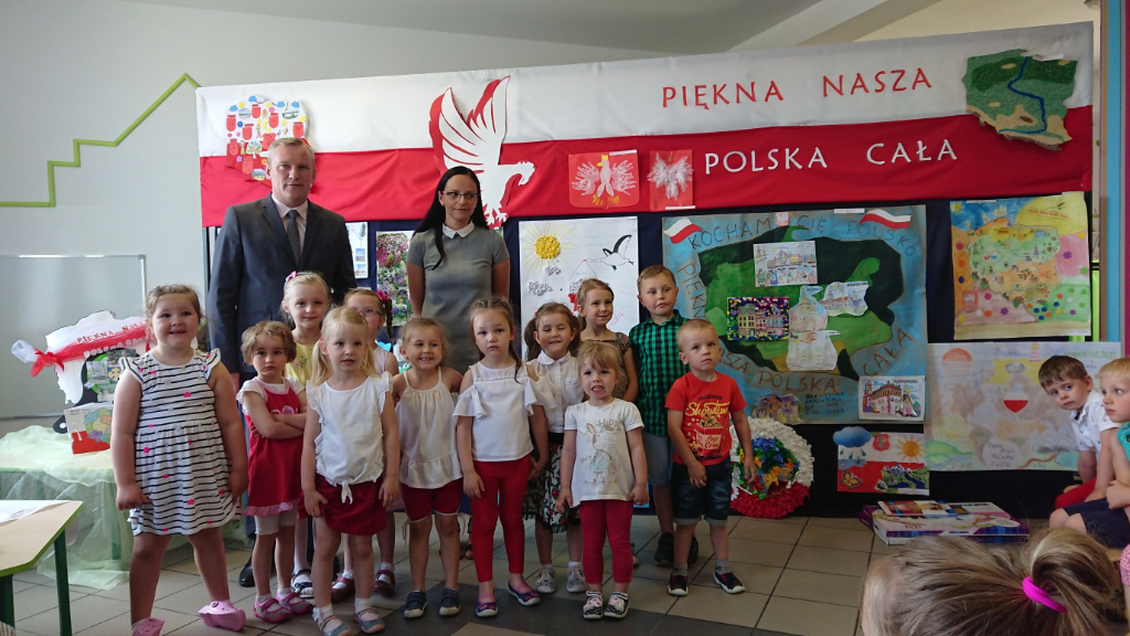 Piękna nasza Polska cała w Bajce