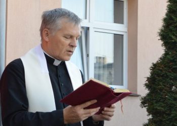 Proboszcz odchodzi z parafii. Wiemy, kto go zastąpi