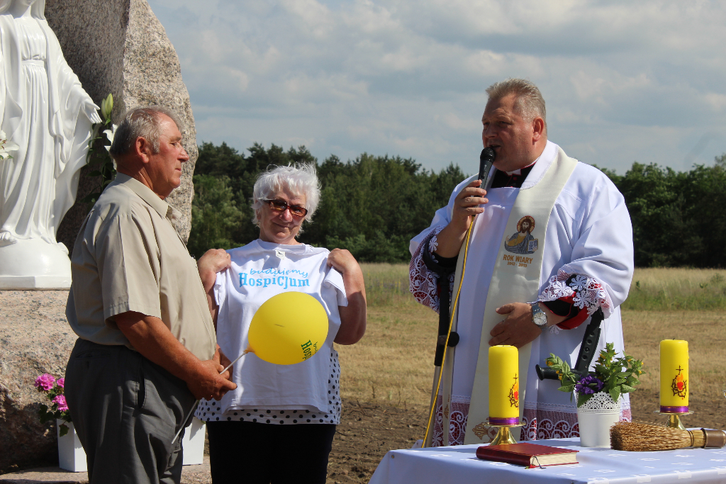 Poświęcenie terenu pod hospicjum w Gółkowie i figury Matki Boskiej