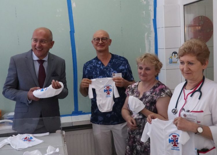 Wyprawki dla słupeckich noworodków