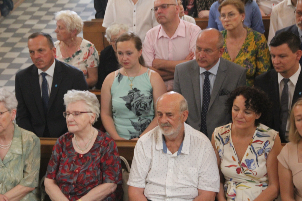 Ks. Jacek Dziel oficjalnie proboszczem ZDJĘCIA