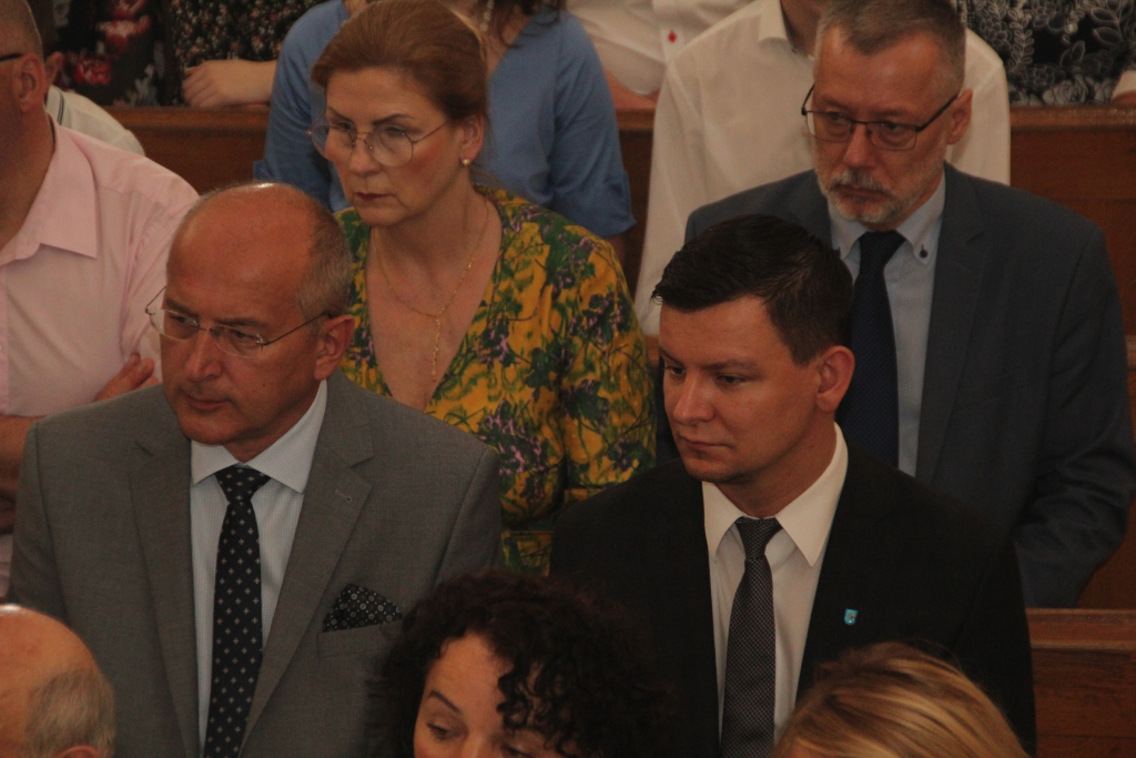 Ks. Jacek Dziel oficjalnie proboszczem ZDJĘCIA