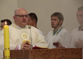 Ks. Jacek Dziel oficjalnie proboszczem ZDJĘCIA