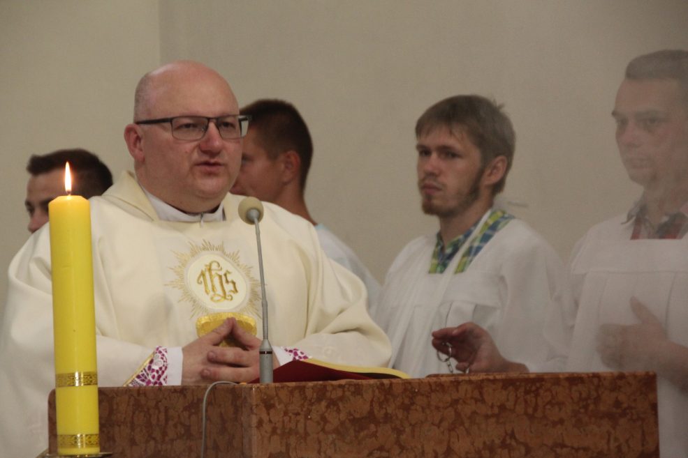 Ks. Jacek Dziel oficjalnie proboszczem ZDJĘCIA