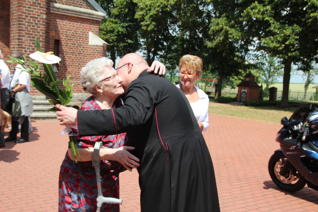Ks. Jacek Dziel oficjalnie proboszczem ZDJĘCIA
