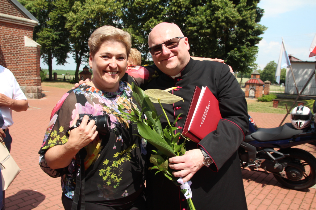 Ks. Jacek Dziel oficjalnie proboszczem ZDJĘCIA