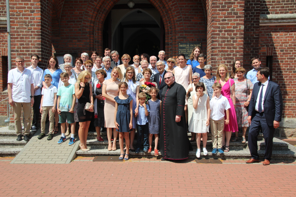 Ks. Jacek Dziel oficjalnie proboszczem ZDJĘCIA