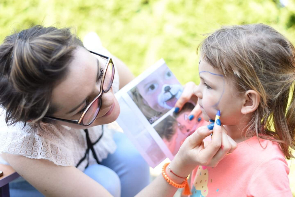 Strzałkowskie przedszkolaki ze swoim ulubieńcem
