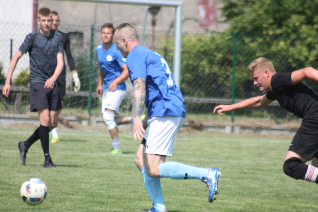 Dwanaście zespołów w trzynastym turnieju FOTO