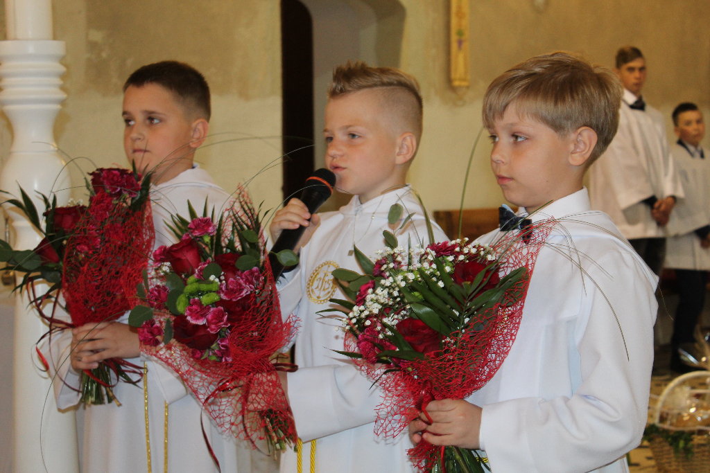 I Komunia św. w Cieninie Kościelnym