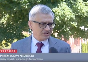 Teleskop o politycznym sporze w powiecie