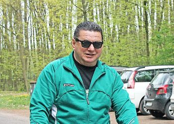 Adam Topolski zostaje w Błękitnych