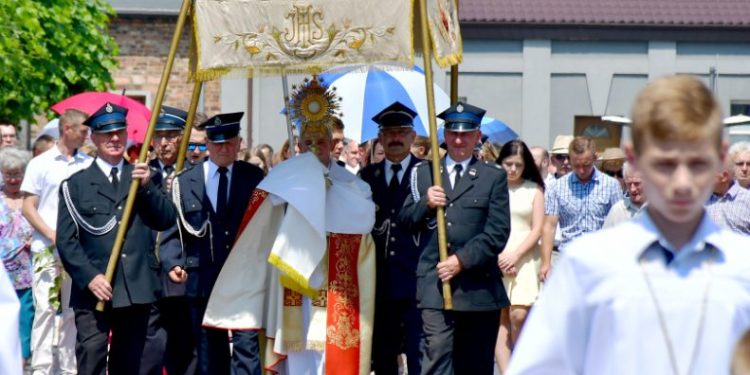 Boże Ciało w Lądku ZDJĘCIA
