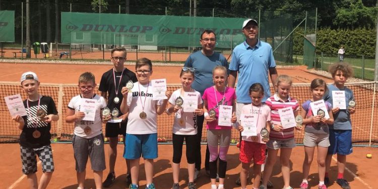 Pierwsze powiatowe mistrzostwa tenisowe