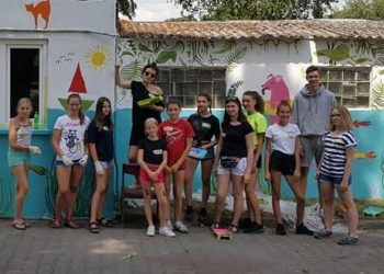 Powidz: Mural odmienił brzydką elewację ZDJĘCIA