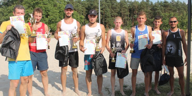 Puchary pojechały do Piły i Gniezna