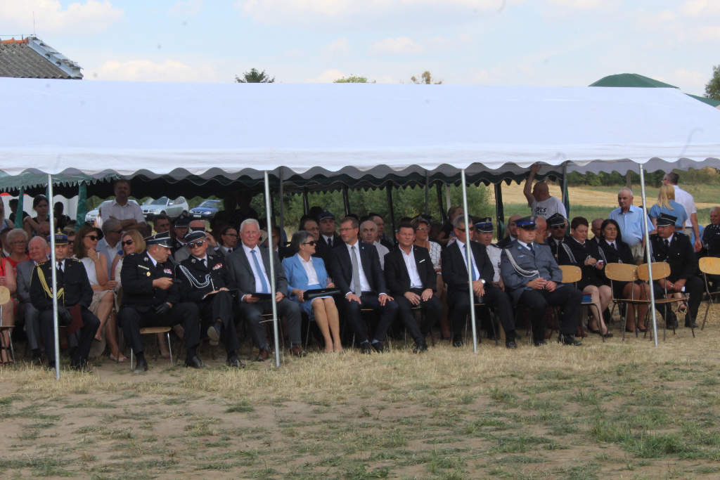 Nadanie sztandaru jednostce w Samarzewie